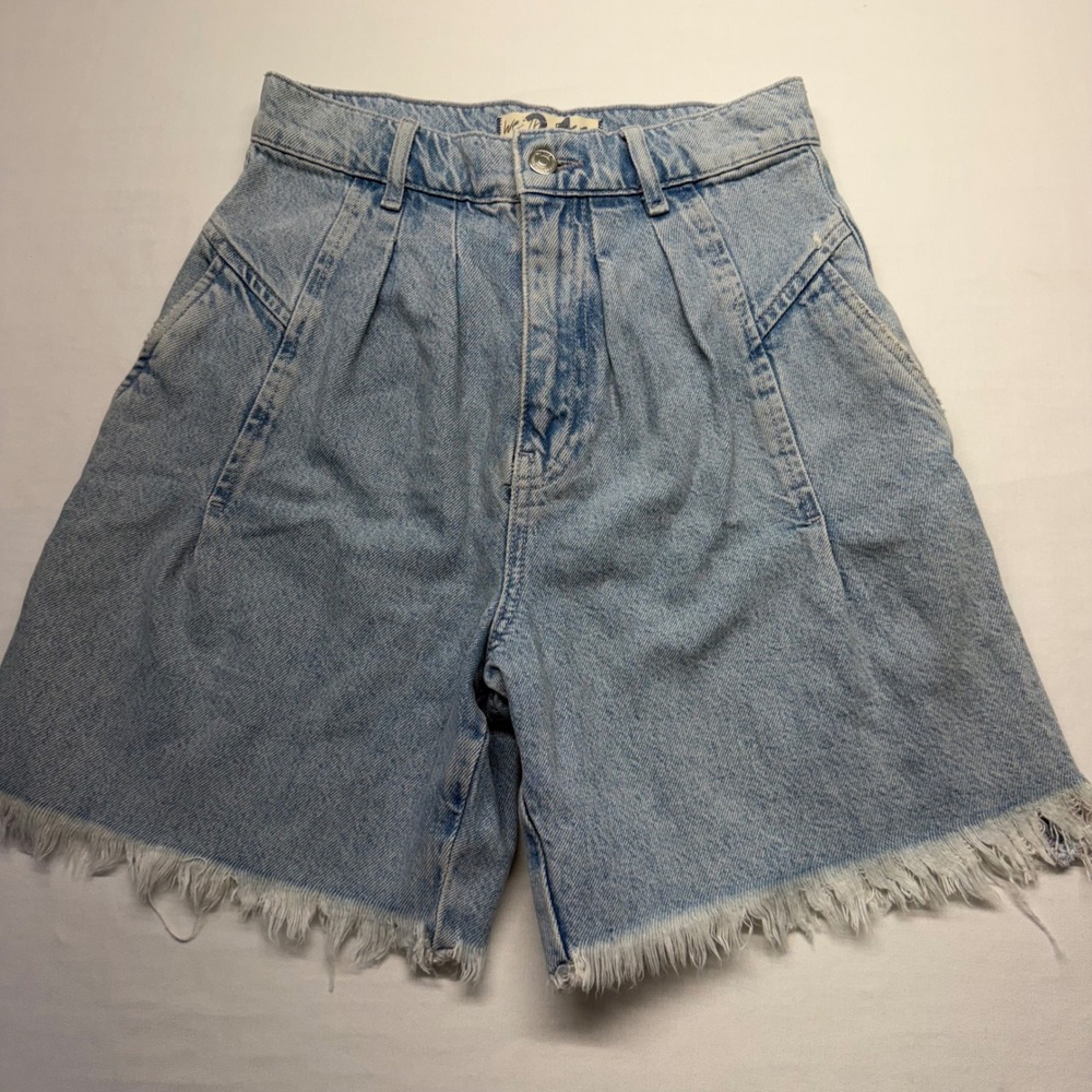 We The Free Pleated Denim Shorts 24 High Rise Paperbag Raw Hem Boho Chic